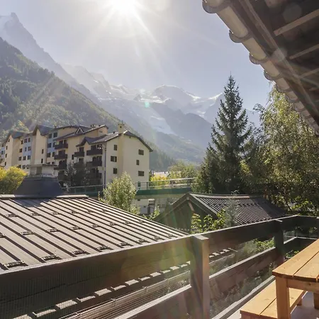 Chalé Marguerite By Brennus